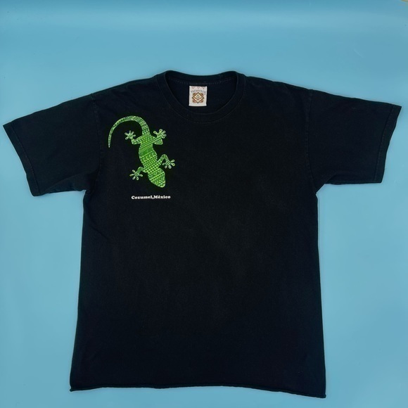 Vtg Yacht Club Cozumel Mexico Lizard Front/Back Graphic Tee